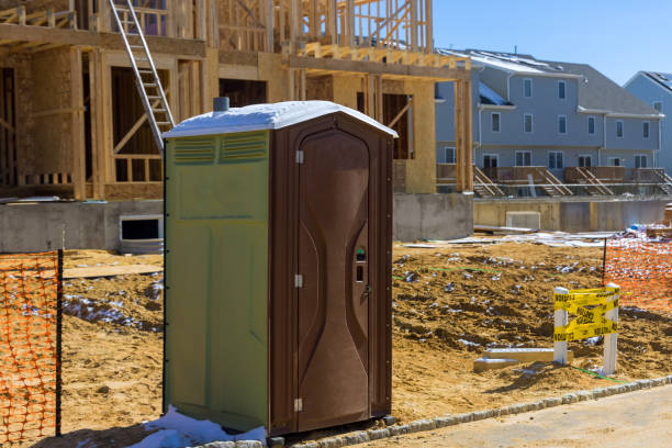 Best Portable bathroom rental  in Bellevue, MI