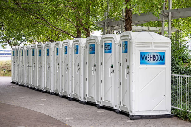 Best Porta potty delivery and setup  in Bellevue, MI